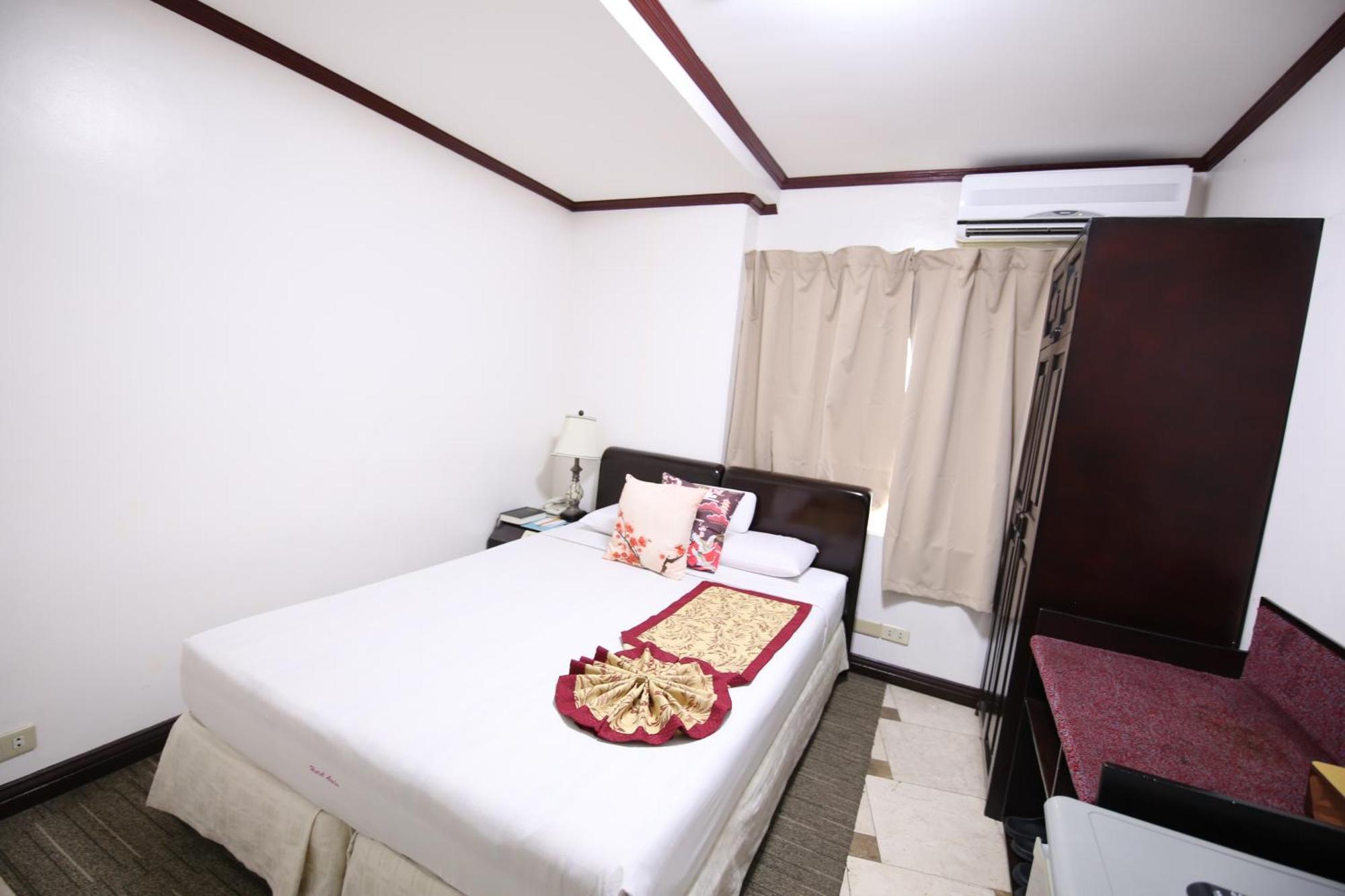 Hotel Asia Cebu Екстериор снимка
