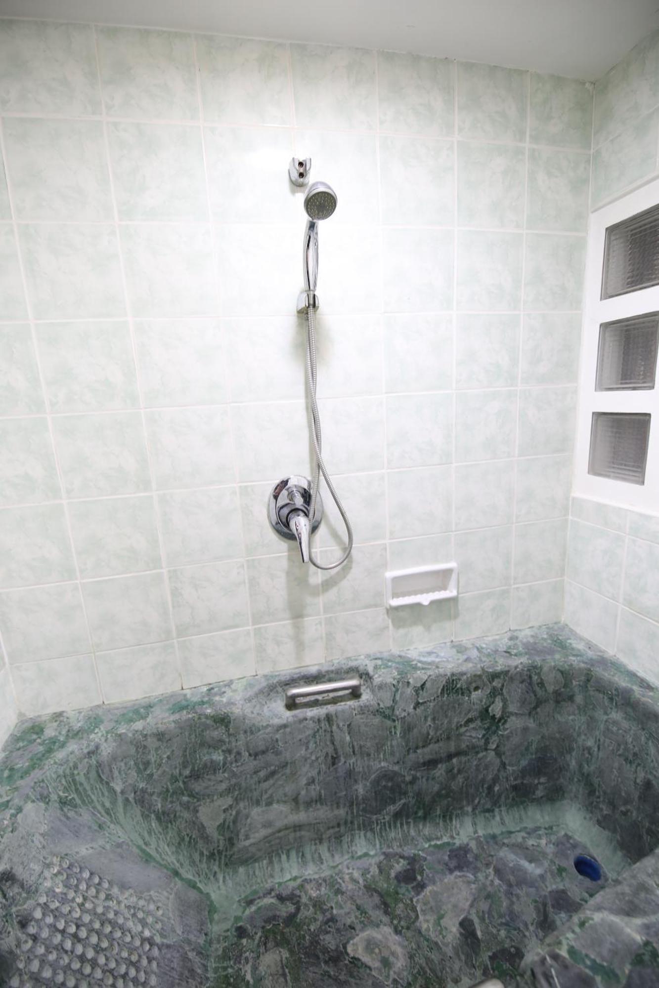 Hotel Asia Cebu Екстериор снимка