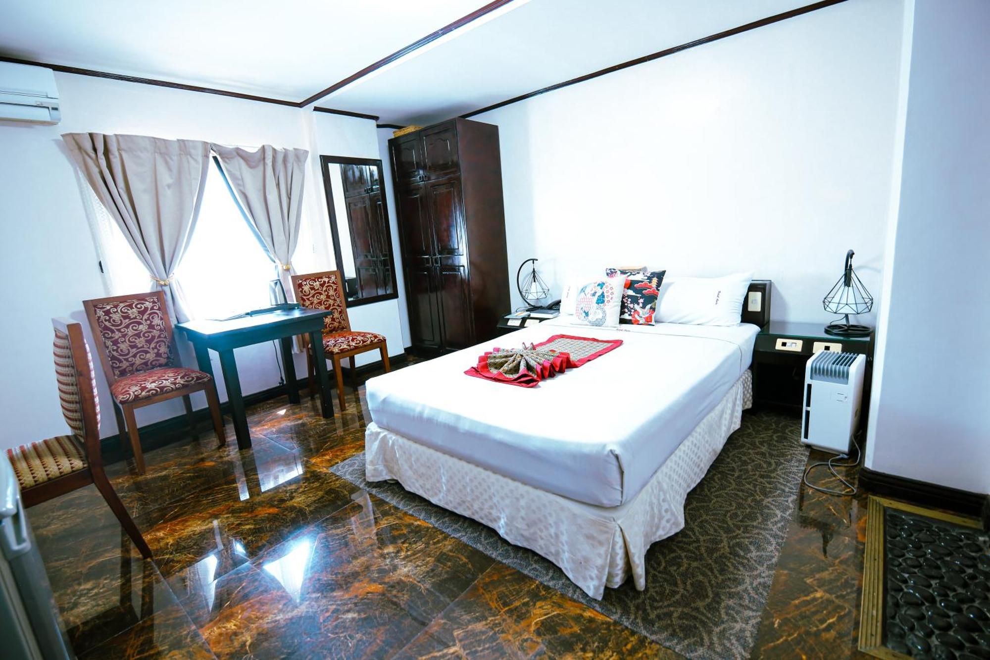 Hotel Asia Cebu Екстериор снимка