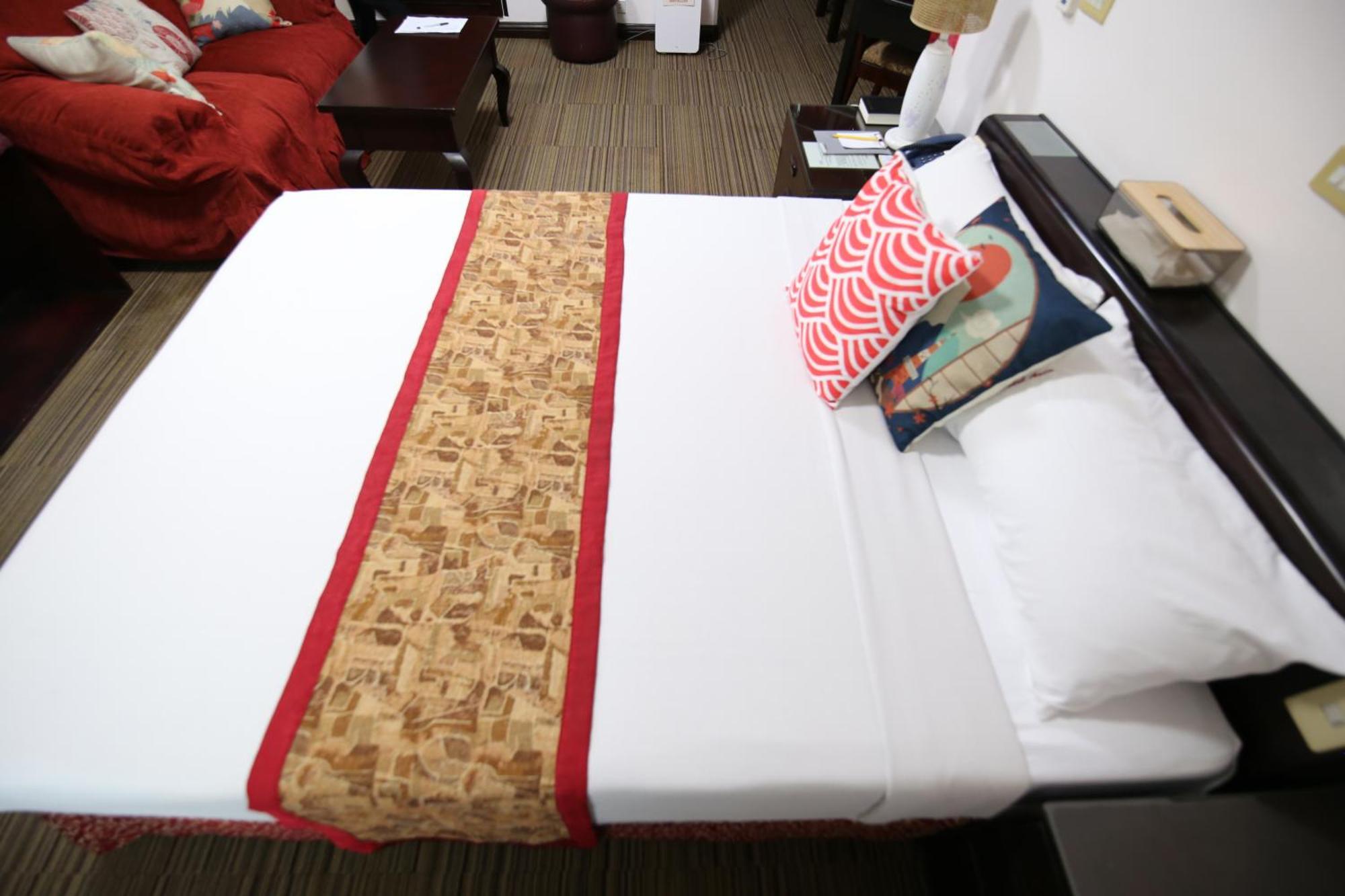 Hotel Asia Cebu Екстериор снимка