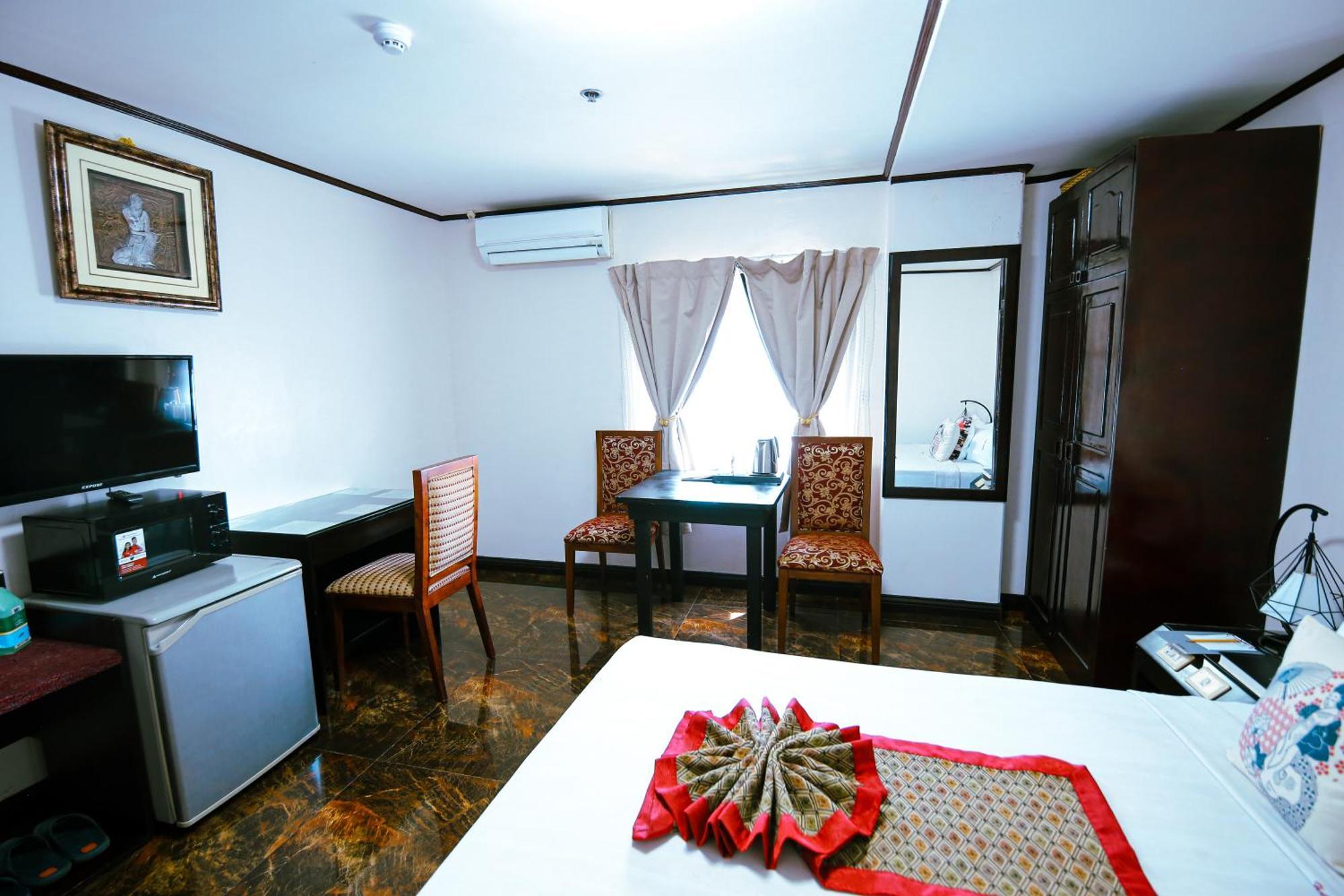 Hotel Asia Cebu Екстериор снимка