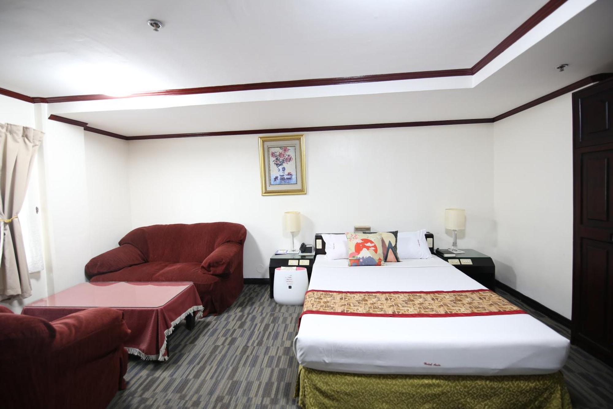 Hotel Asia Cebu Екстериор снимка