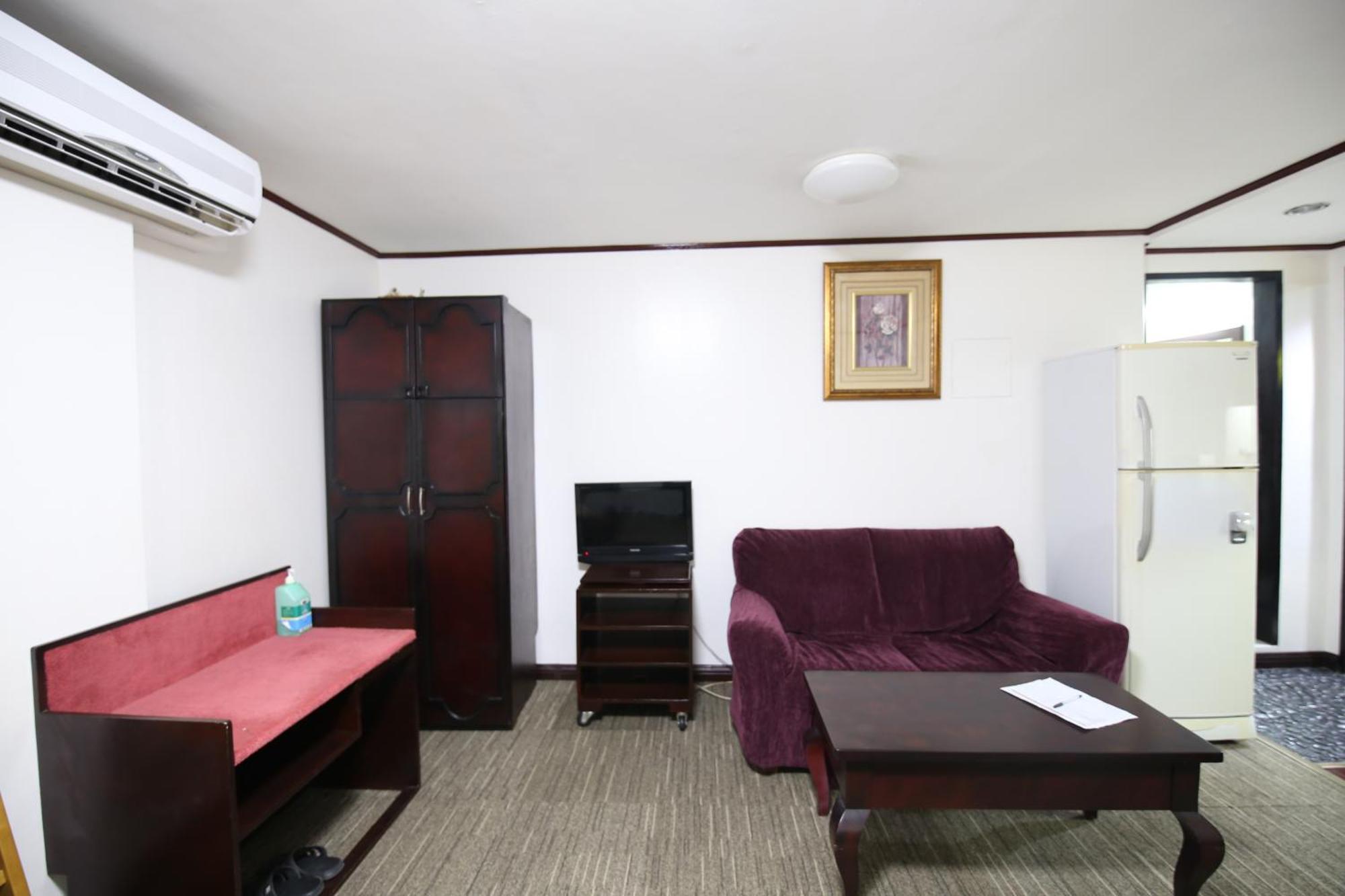 Hotel Asia Cebu Екстериор снимка