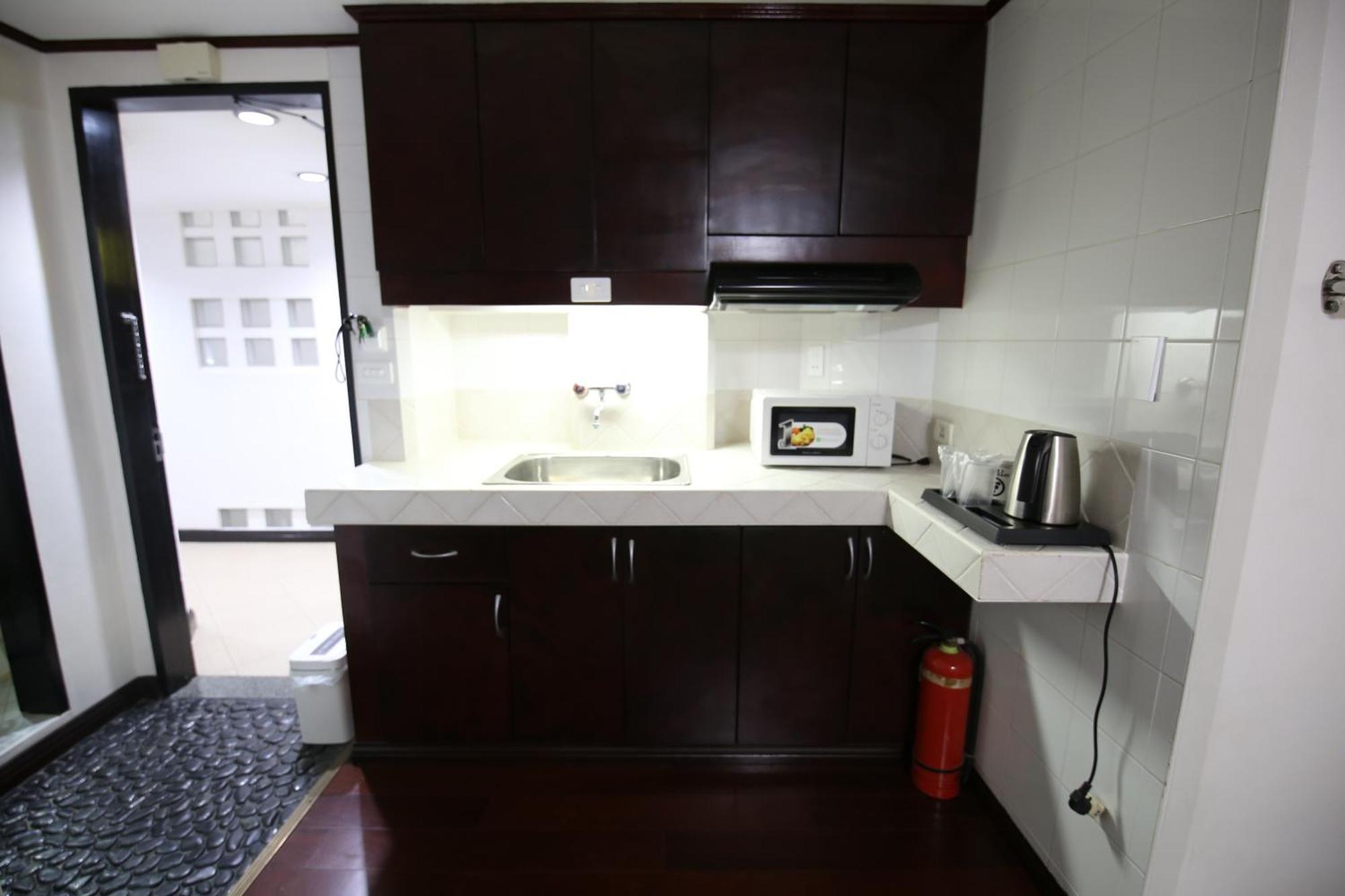 Hotel Asia Cebu Екстериор снимка