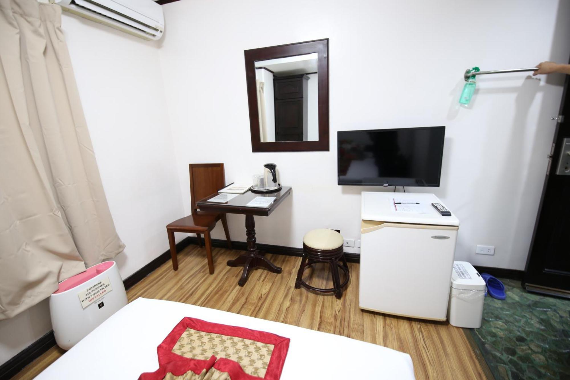 Hotel Asia Cebu Екстериор снимка