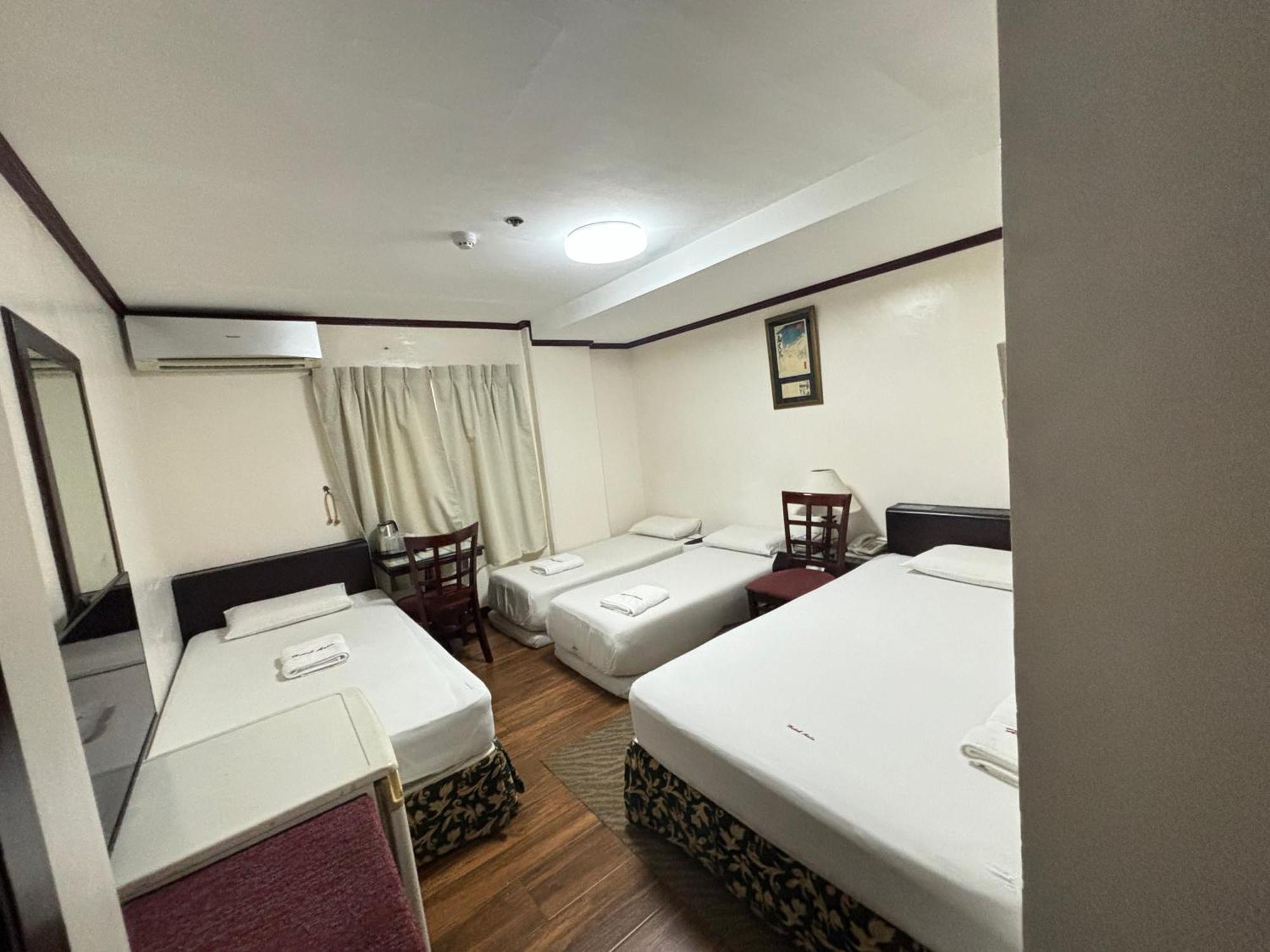 Hotel Asia Cebu Екстериор снимка